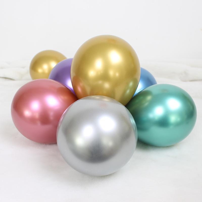 12830259323_1833699401