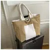 Nova Bolsa de Ombro Plush Estampa de Leopardo Dupla Face Outono e Inverno Bolsa Tote Jeans Grande Capacidade Bolsa de Ombro Retrô Milênio para Estudante e Commuter