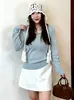Blusa feminina de gola semiaberta plus size, segunda pele feminina, coleção outono 2026, suéter básico de tricô para mulheres curvilíneas