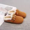 Novas pantufas femininas estilo slip-on com forro de fleece, versáteis para o calor do inverno, estilo Birkenstock, fáceis de calçar, confortáveis para uso externo e feitas com algodão para aquecimento extra