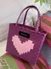 Cesta de Legumes Coração Colorido Contrastante Sacola Plástica Trançada Bolsa de Ombro Grande Capacidade Tecida à Mão Sacola de Lembrança Presente de Casamento