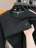 Moletom espesso com camada de ar para homens, novo modelo outono 2026, gola redonda casual com jacquard de padrão escuro, camiseta básica confortável