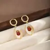 Pendientes de Concha Chapados en Oro de 18 Quilates Nala, Pendientes de Estilo Maillard Retro de Nicho, Accesorios para Orejas Simples y Exquisitos
