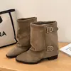 Calça de outono novo estilo de cano curto botas de moda retrô 2026 com salto grosso versátil fivela de moda botas de bico fino para mulheres