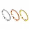 Suministro transfronterizo de anillos de diamantes sencillos, de moda, estilo popular y vendidos en Europa y Estados Unidos, anillos personalizados para parejas, fabricante mayorista.
