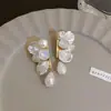 Brincos de Agulha Prata com Diamantes e Pérolas, Design de Borla em Flor, Brincos Estilosos e Luxuosos com um Toque de Alto Padrão