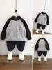 9834 Suéter Infantil Outono/Inverno 2026 Novo Modelo Camisa Base de Tricô de Inverno Infantil para Meninos Camada Interna Roupa de Inverno