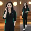 Conjunto Deportivo Casual para Mujer, Moda Nueva Primavera y Otoño 2026 Elegante Sudadera Ajustada con Cuello Alto y Pantalones de Pierna Ancha Conjunto de Dos Piezas