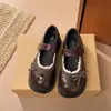 Zapatos Mary Jane de encaje con lazo estilo vintage para mujer, nuevos zapatos pequeños de cuero JK japoneses para otoño 2026