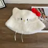 Chapéu Boina de Pelúcia Gatinho Doce de Pescador para Mulheres no Outono e Inverno, Proteção Quente para Orelhas, Versátil para Mostrar o Rosto com Laço Pequeno