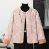 Casaco de outono de alta qualidade para mães em supermercados, jaqueta bordada estilo chinês novo super estilosa para mulheres de meia-idade acima de 50 anos