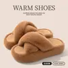 2026 Nuevas Pantuflas de Piel para Celebridades de Internet para Mujer, Calzado de Exterior, Suela Gruesa Antideslizante, Otoño e Invierno, Pantuflas de Felpa Cómodas de Algodón para el Hogar