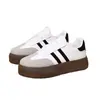 Tênis de treino versátil feminino alemão 2026 novo primavera e outono sola grossa sapatos brancos tênis retro Cortez tênis esportivos casuais