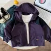 Jaqueta de outono para atividades ao ar livre Muye, casaco corta-vento com capuz para meninos, jaqueta colorida estilo coreano, top da moda