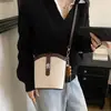 Bolso de Mujer Colorido de Moda Bolso Pequeño Estilo Nuevo Otoño 2026 Cadena Versátil Moda Cruzado Hombro Único Bolso Cubo