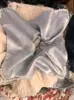 Scrunchie Branco de Renda Vazada Quadrado Estilo Francês para Cabelo, Prendedor Grande com Laço e Flor de Fita