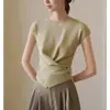 Estilo Novo 2025 Blusa de Tricô com Bainha Sobreposta Misturada, Design de Nicho Emagrecedor, Gola Redonda, Manga Curta para Mulheres