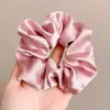 Scrunchie Listrado Retrô Estilo Coreano com Toque de Luxo, Acessório de Cabelo de Verão, Formato Quadrado, Suave com o Cabelo, Elástico para Rabo de Cavalo