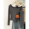 Nueva Camiseta de Manga Larga Asimétrica a Rayas y Bloques de Color, Hombros Descubiertos para Mujer, Nueva Camisa Básica Ajustada para Primavera y Otoño, Top Corto para Superponer