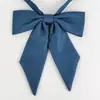 Pajarita de Color Sólido con Puntiagudos y Acentos de Plumas, Accesorios Jk, Pajarita Estilo Japonés para Estudiante Mujer, Pajarita Grande con Cordón, Estilo Uniforme Escolar