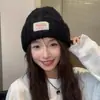 Gorro pequeño de lana estilo coreano sin protección para las orejas, adecuado para circunferencia de cabeza grande, cálido para otoño e invierno, favorecedor del rostro, engrosado, gorro para clima frío para mujer con protección para las orejas