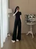 Nuevo en stock, conjunto de ropa deportiva casual de alta gama para mujer, nuevo conjunto de dos piezas de verano 2026 con camiseta de manga corta y pantalones de pierna ancha, adelgazante