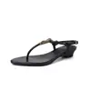 Sandalias Tanga Únicas con Hebilla Metálica y Estampado de Serpiente para Mujer, Nuevos Zapatos de Playa Estilo Resort, Chanclas de Moda con Plataforma Gruesa de 3 cm