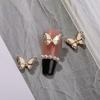 Novas Decorações de Unhas Borboleta Strass Liga Gotejamento de Óleo DIY Acessórios de Nail Art Estilo Luxo Leve Tridimensional Atacado