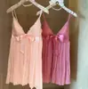 Camisola Sexy Francesa Novo Desejo Puro Decote V Profundo Doce Laço Retrô Plissado Saia Suspender Roupa de Casa Pijama