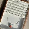 Otoño e invierno conjunto de collar y pendientes de botón de ágata roja diseño pequeño y exquisito sentido simple temperamento francés cadena de clavícula de alta gama