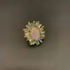 Colección de Joyería Vintage de Qingdao, Moda de Lujo Ligero de Nicho de Alta Gama, Accesorios de Mano Versátiles Estilo Palacio para Mujeres