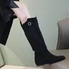 Botas de Caña Alta Versátiles Fruncidas para Mujer 2026 Tendencia Otoño/Invierno Nuevo Estilo Hebilla Súper Atractiva Adelgazantes Que Aumentan la Altura Botas Largas por Encima de la Rodilla