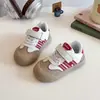 Zapatos de Tela para Niños Estilo Nuevo de Primavera Zapatos Casuales para Niños Pequeños 2025 Antideslizantes Zapatos Individuales para Niñas Zapatos de Velcro para Niños Tendencia