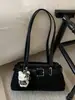Outono Novo 2025 Moda Retrô Casual Design de Nicho Bolsa de Axila Textura Casual Feminina Bolsa de Ombro Personalizada