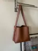 Bolsa Feminina Novo Estilo 2026, Bolsa Tote de Alta Qualidade Retrô Versátil para o Dia a Dia com Grande Capacidade, Bolsa de Ombro/Mão Tipo Balde, Bolsa Grande