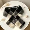 Conjunto de gorro y bufanda de otoño e invierno, estilo a cuadros, engrosado y cálido, moderno y versátil, conjunto a prueba de frío y protector de orejas