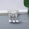 Atacado Miao Yi Hani Dai Decoração de Prata Quadrada Decoração de Chapéu Pendurado Palco Miao Borla Acessórios de Roupa