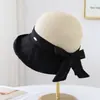 Chapéu de Pescador Elegante Estilo Japonês com Laço e Aba Dividida para Mulheres, Chapéu de Palha com Retalhos de Grama Fina, Versão Coreana, Chapéu de Sol para Proteção Solar de Verão