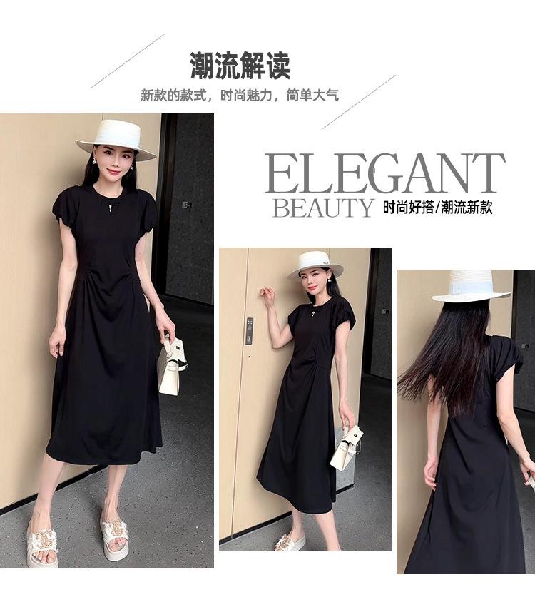 跨境淘货源分销2024春夏秋季裙子新款，街头潮流减龄小个子爆款欧货网红款，运动休闲运动气质休闲时尚流行新款春夏秋装，春夏秋装女装时尚套装女装春夏秋季套装女套装女女士运动服裙子单件连衣裙淑女风格女装时尚裙子盐系休闲女装2024百搭设计感小众洋气阿里国际站跨境采购Cross-border, online source, distribution 2024 spring and summer autumn, skirts, new styles, street trends, age reduction, small, explosive, European goods, network red, sports, leisure sports, temperament leisure, fashion popular, new spring and summer autumn clothing, spring and summer autumn women's clothing, fashion, suit women's clothing, suit women, women's sportswear, skirt single, dress, lady style, Women's fashion skirt, salt department, casual women's dress, 2024, everything, design sense, niche, foreign style, Ali International Station, cross-border procurement