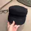 ¡El corte es súper favorecedor! Gorra plana de mezclilla oscura retro británica, gorra de vendedor de periódicos nueva, gorra plana de otoño para mujer