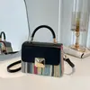 Bolso Cuadrado Pequeño Tejido Estilo Coreano Estilo Ins para Mujer, Moderno y Versátil, Bolso de Hombro Cruzado con Bloques de Color, Bolso de Mano de Alta Gama para Viajes
