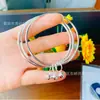 Encuentro Tres Vidas Tres Mundos Pulsera Chapada en Plata para Mujer Cerrada Sólida Tres Anillos Campana Pulsera del Día de San Valentín Joyería de Moda Venta al por Mayor
