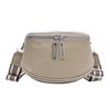 Bolsa feminina de atacado internacional, bolsa transversal de couro de vaca com camada superior, bolsa pequena feminina, nova bolsa de couro macio e moderna estilo coreano