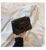 Bolso pequeño de verano para mujer, nuevo bolso de mano coreano con cadena, minibolso bandolera de PU con diseño de lápiz labial.