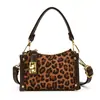 Bolso infantil de lana nuevo para otoño e invierno, bolso de mano de moda con cierre de broche y estampado de leopardo para niñas, mini bolso a cuadros elegante para niños pequeños