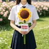 Girasoles gigantes de colores, hechos puramente a mano, ramos de girasoles terminados para el inicio del año escolar, un regalo para los maestros de la escuela