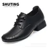 Zapatos de madre suela suave suaves estilo nacional zapatos de trabajo súper suaves para usar para darle a mamá sus propios zapatos cómodos de primavera y otoño