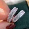 Anillo de diosa de moda ins europeo y americano, anillo de fila de circonio cuadrado escalonado con taladro completo de oro de 18 quilates galvanizado, anillo de compromiso de circonio Seiko