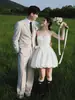 Vestido de noiva leve estilo coreano, vestido curto de tafetá sem alças, simples e único com um toque de luxo, adequado para ensaios fotográficos em estúdio e ao ar livre