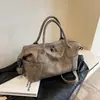 Bolso de Mano Textura Mate Retro 2025 Nuevo Gran Capacidad Casual Versátil para Viajes Diarios Cruzado Equipaje de Viaje de Negocios